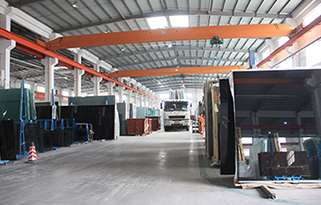 東莞市（shì）龍輝建（jiàn）築玻璃有限公司